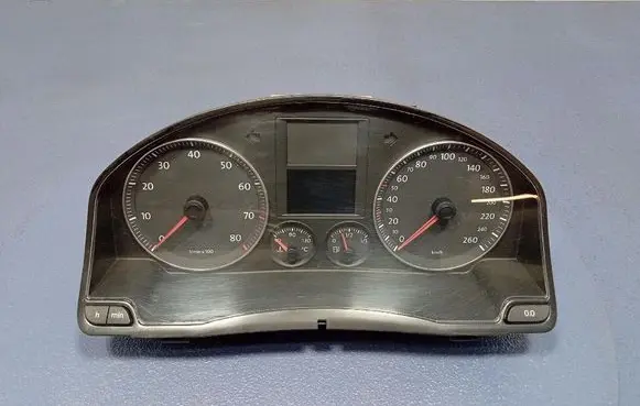 Volkswagen Jetta V Speedometer (instrument cluster) 1K0920853G