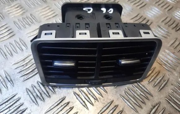 Audi A6 S6 C6 4F Rear air vent grill 4F0819203