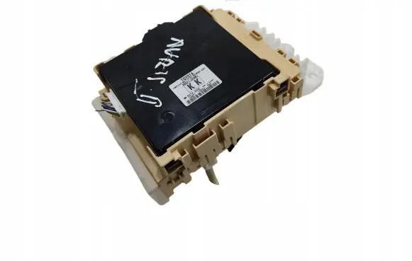 Toyota Auris E180 Fuse box set