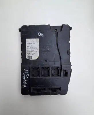 Renault Scenic II - Grand scenic II Comfort/convenience module 8200261824
