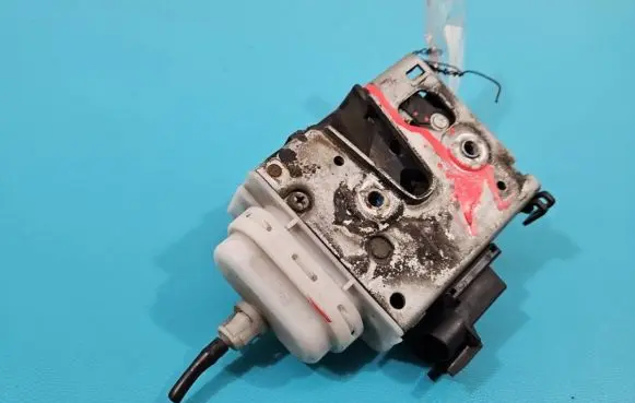 Audi A3 S3 8L Front door lock IMPRK1380786