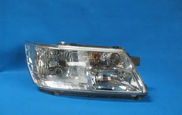 Fiat Freemont Headlight/headlamp