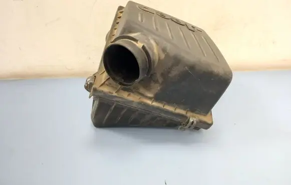 Jeep Grand Cherokee (WJ) Air filter box 04854257AB