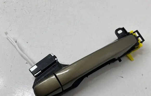 Subaru Forester SL Rear door exterior handle Gf30