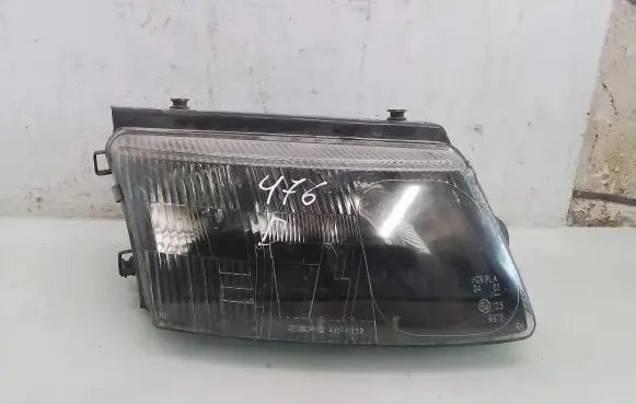 Volkswagen PASSAT B5 Headlight/headlamp