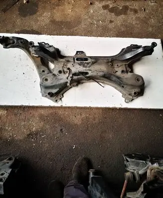 Toyota Auris 150 Front subframe