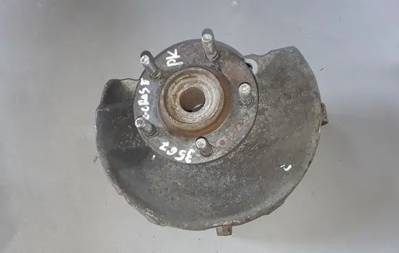 Citroen C-Crosser Front wheel hub 364698