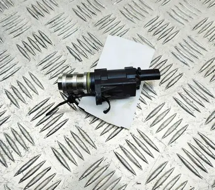 BMW 3 G20 G21 Turbo solenoid valve 7639993