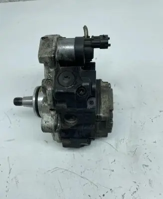 KIA Sorento Fuel injection high pressure pump 0928400713 0445010101