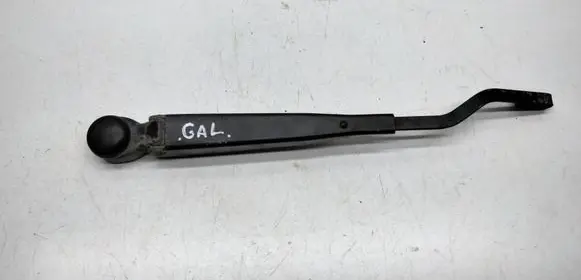 Chrysler Voyager Rear wiper blade arm 24030747
