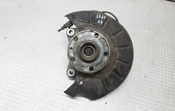 Volkswagen PASSAT B6 Front wheel hub spindle knuckle