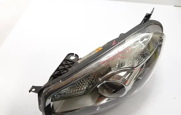 Nissan Qashqai Headlight/headlamp 26060BR01A 1LL01033507