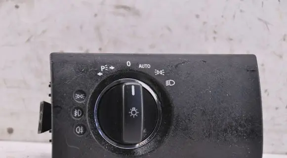 Mercedes-Benz GL X164 Light switch A1645453004