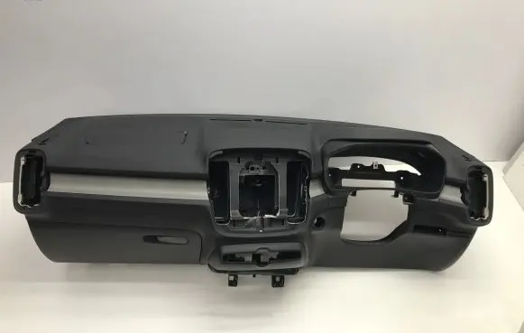 Volvo XC40 Dashboard 231670019