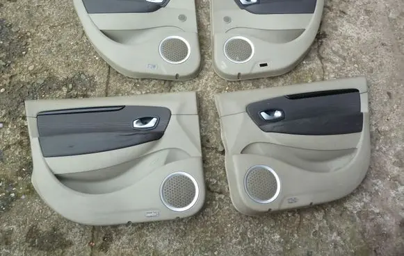 Renault Scenic III - Grand scenic III Door card panel trim set 