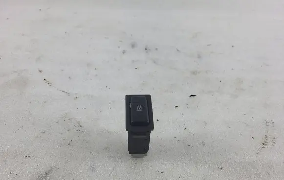 Toyota Avensis T250 Windscreen/window heater switch 153337