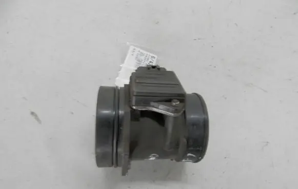 Ford Mondeo MK II Mass air flow meter 97BP12B579AA