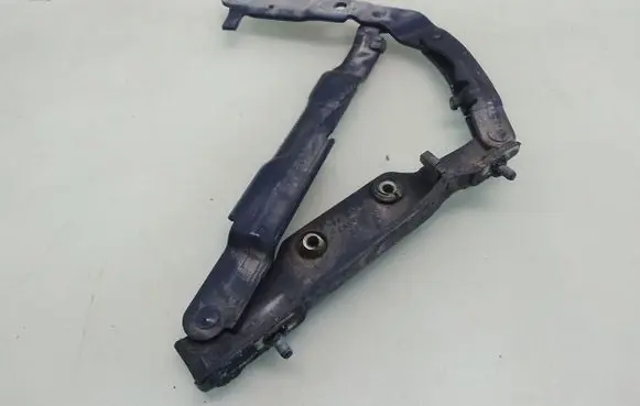 Volkswagen New Beetle Tailgate/trunk/boot hinge