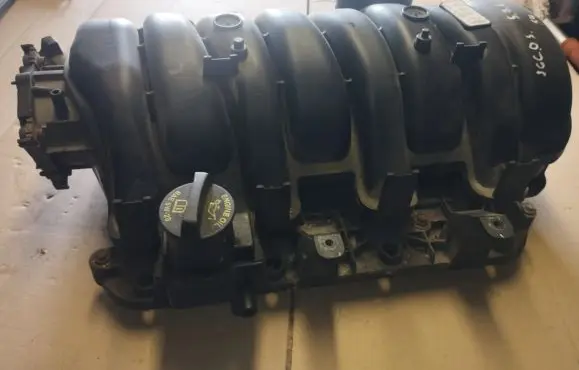 Jeep Grand Cherokee (WK) Intake manifold 65721843