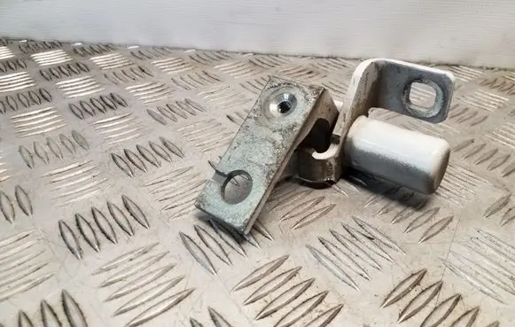 Ford S-MAX Front door upper hinge 6M21U22805AF