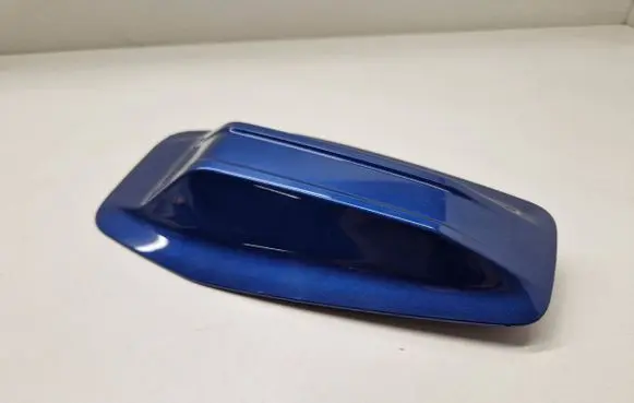 BMW i4 Roof (GPS) antenna cover 9825042