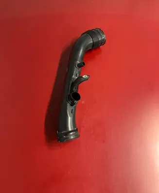 BMW X3 F25 Turbo air intake inlet pipe/hose 7583714 13717583714