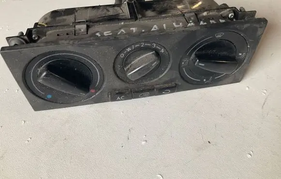 Seat Alhambra (Mk1) Climate control unit 7M3907049B YM2119980AC WXUA28196