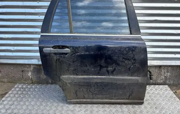 Volvo XC90 Rear door