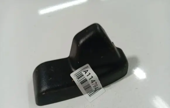 Volvo V50 Rear seat side bottom trim 30762501