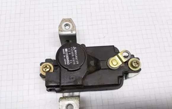 Mitsubishi Galant Central locking motor 1528005620 MB546739