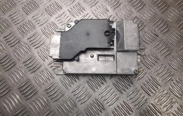 BMW 2 Active Tourer U06 Sound amplifier 5A7DDA2