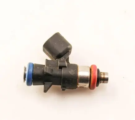 Dodge Caravan Fuel injector 05184085AC