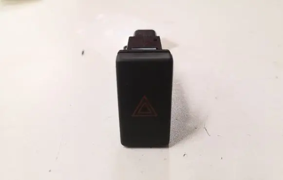Toyota Avensis T250 Hazard light switch 157963