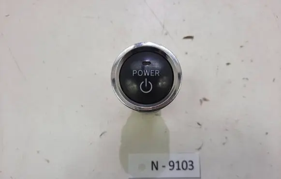 Toyota Prius (XW20) Engine start stop button switch