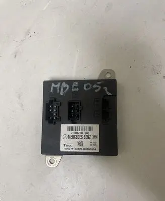 Mercedes-Benz E W211 Comfort/convenience module 2115452132