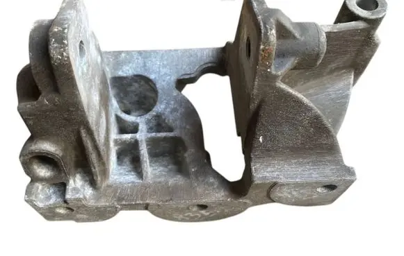 Volkswagen Transporter - Caravelle T5 Engine mounting bracket 070199343B
