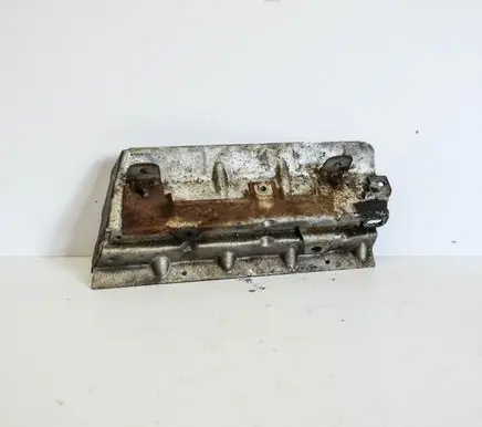 Volkswagen Jetta V Other engine bay part 06H129597K