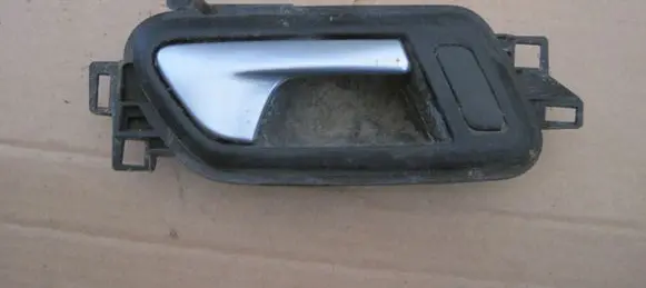 Volkswagen Amarok Rear door interior handle 2H0837114C