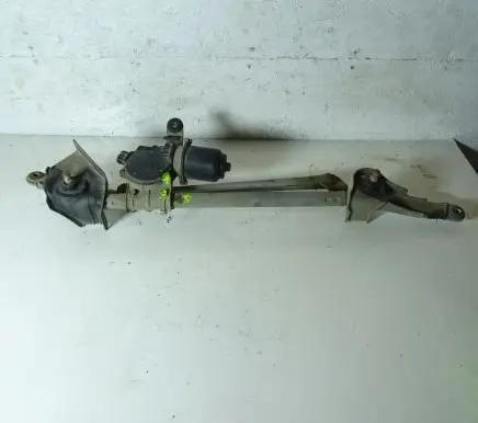 Front wiper linkage and motor