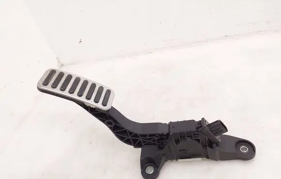 Hyundai Kona I Accelerator throttle pedal 32700XXXXX CN06667539 00136810