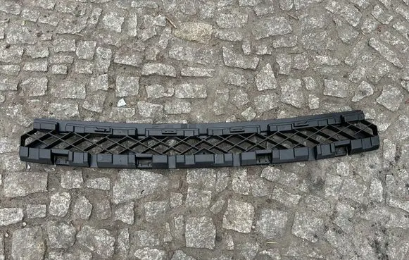 Volvo XC60 Rear bumper mounting bracket 31407983