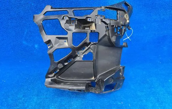 BMW X1 U11 Front bumper mounting bracket 9881915 8082523