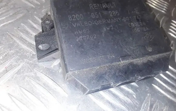 Renault Laguna II Parking PDC control unit/module 8200051286