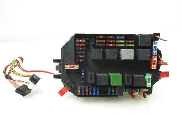 Mercedes-Benz S W221 SAM control unit 2215450001 2215404550 2215401001