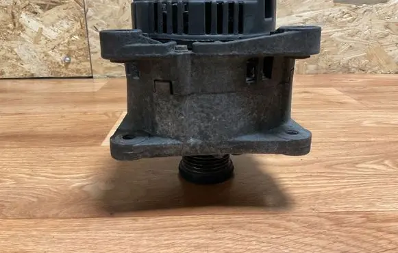 Renault Trafic II (X83) Generator/alternator 