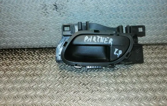 Peugeot Partner Front door interior handle 96555515XT