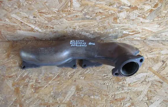 Exhaust manifold