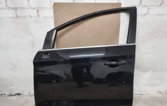 Ford Kuga I Front door