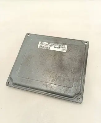 Ford Focus Engine control unit/module 7M5112A650AFA S118934202A