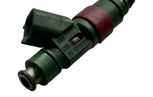 Volvo V70 Fuel injector 9470229